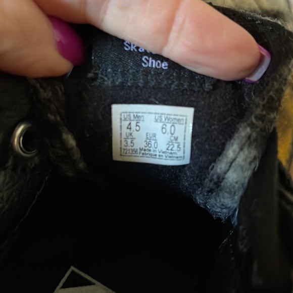 VANS SK8-HI Platform Fuzzy Leopard Sneakers - Picture 10 of 10